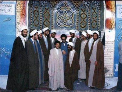 آیت الله دستغیب و جوانان 1